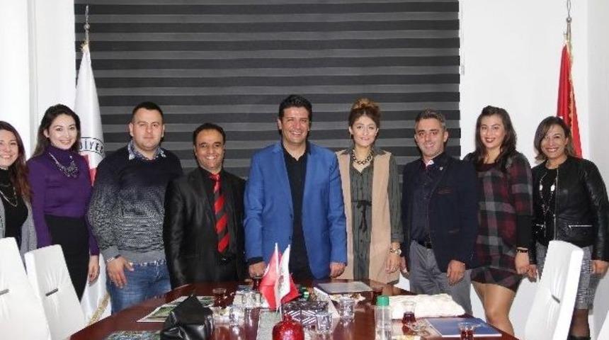 Başkan Gen&ccedil;, Konged &Uuml;yelerini Ağırladı