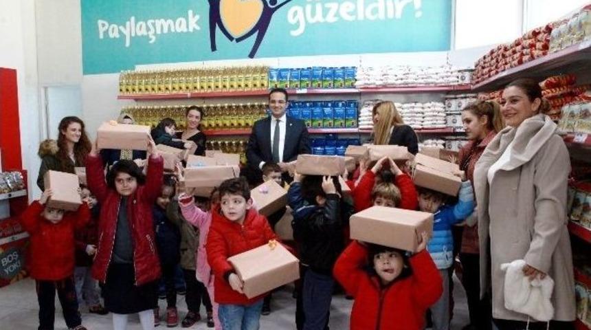 Kendileri K&uuml;&ccedil;&uuml;k Yaptıkları B&uuml;y&uuml;k