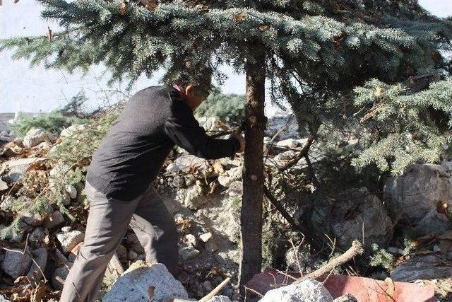 Gürleyik Derneği Başkanı Gürsoy’dan Örnek Davranış