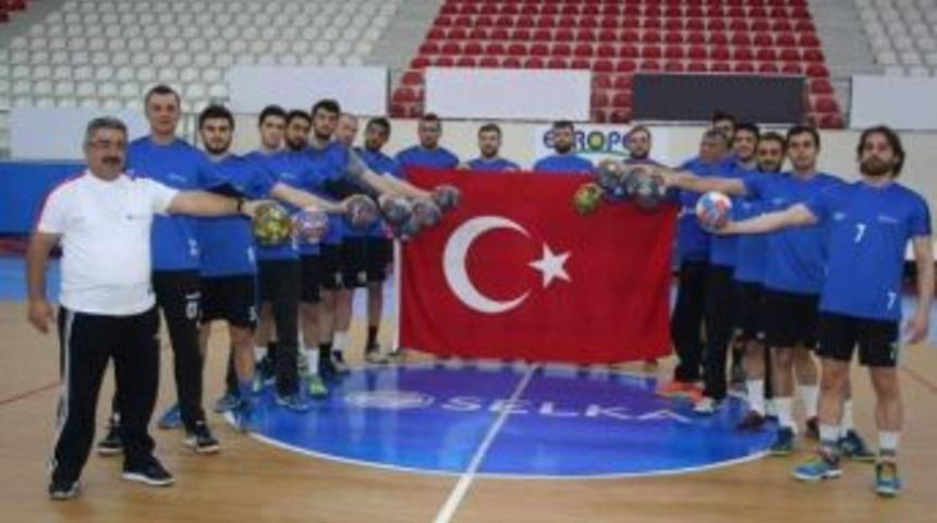 Eskişehir Selkaspor Yenilgisiz Zirvede