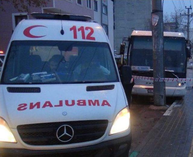 Direksiyonda Kalp Krizi Geçirdi, Ölmeden Otobüsü Durdurmayı Başardı Ve Faciayı Önledi