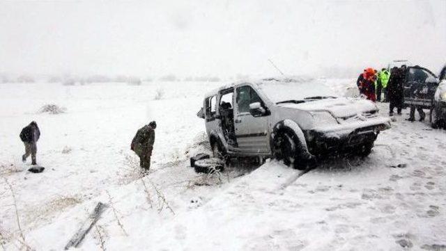 Elazığ da Zincirleme Trafik Kazası: 18 Yaralı 3