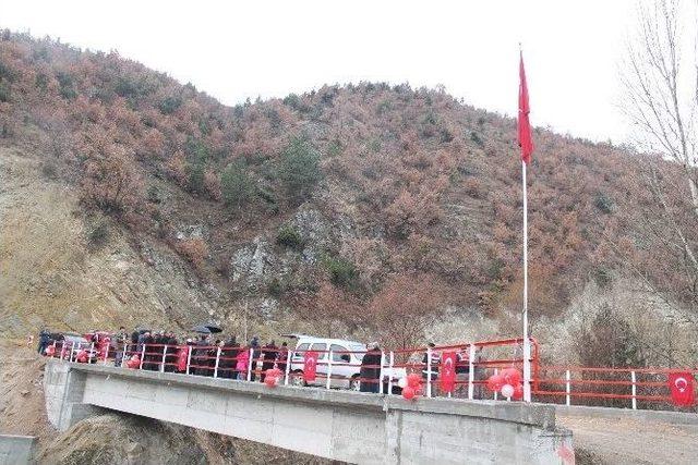 Kızılöz Köprüsü Hizmete Açıldı