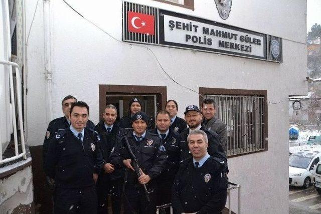 Başkan Özcan Polis Kıyafeti Giydi