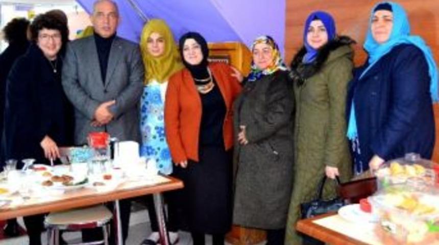 Ilıcalı&rsquo;dan Engel Tanımayan Gen&ccedil; Kıza Anlamlı Ziyaret