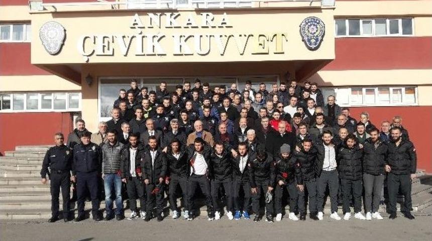 T&uuml;rkiye Boks Federasyonundan &Ccedil;evik Kuvvete Destek Ziyareti