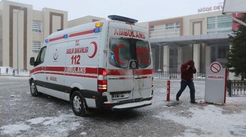 Niğde&rsquo;de 60 Kişi Sobadan Zehirlendi