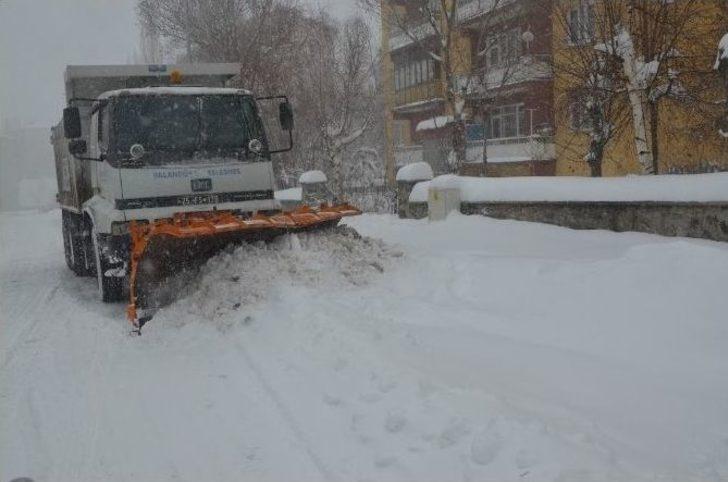 Palandöken Belediyesi’nden Kar Yağışına Anında Müdahale G3