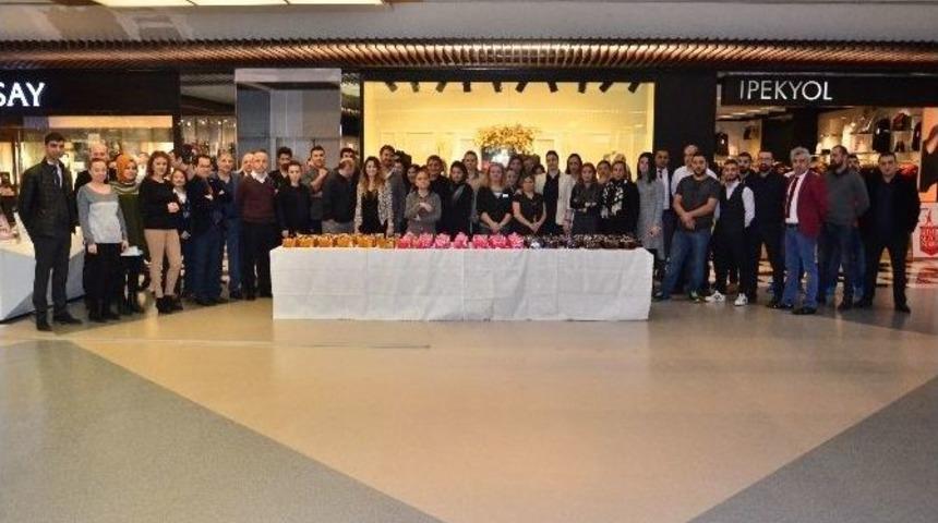 12 Aralık Mağazacılar G&uuml;n&uuml; Kutlandı