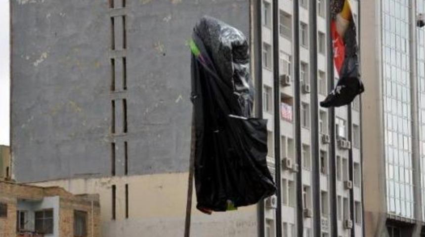 Adana'da Fırtına Etkili Oldu