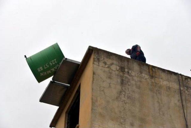 Adana'da Fırtına Etkili Oldu