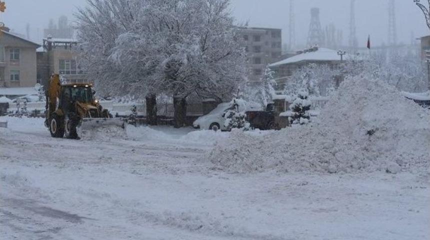 Horasan Belediyesinden Kar Mesaisi