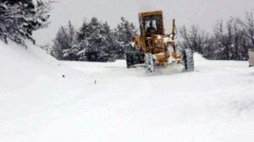Tokat'ta 139 Köy Yolu Ulaşıma Kapandı