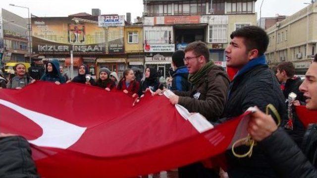 Kilis'te Liselilerden Terör Protestosu