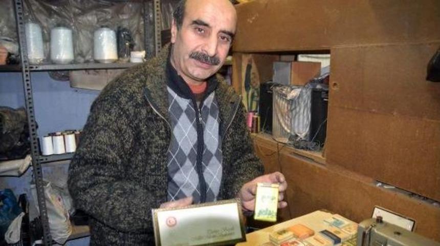 İ&ccedil;miyor, Koleksiyon Yapıyor