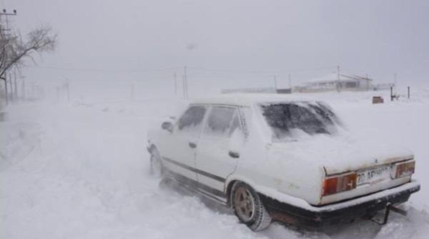 Karaman'da Ulaşıma Kar Engeli