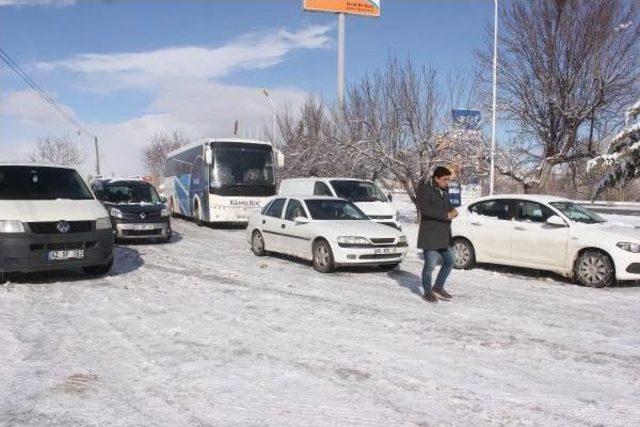 Karaman'da Ulaşıma Kar Engeli