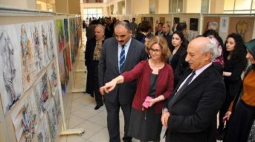 Ne&uuml; &Ouml;ğrencilerinin Resimleri Sanatseverlerle Buluştu