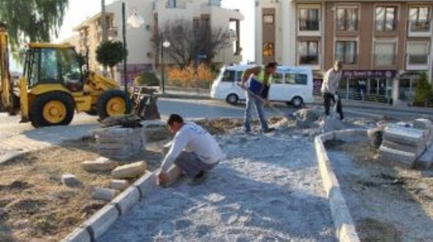 Kuşadası&rsquo;nda Parklar Yenileniyor