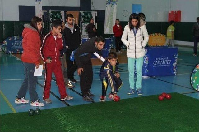 25 Aralık Kurtuluş Kupasında Dart Ve Bocce Yarışmaları Başladı