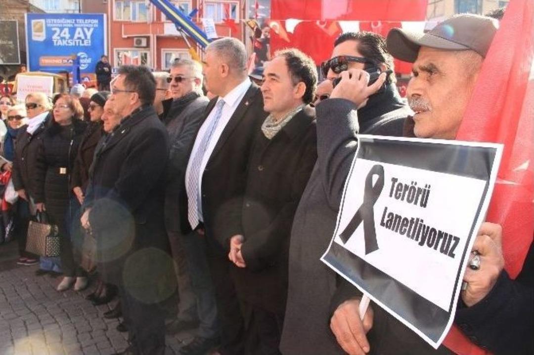 Edremitli Tek Y&uuml;rek Haykırdı: &ldquo;&uuml;lkemizi B&ouml;ld&uuml;rtmeyeceğiz!&rdquo;