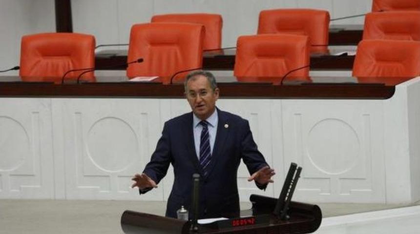 Bergama İl&ccedil;e Milli Eğitim M&uuml;d&uuml;r&uuml;'n&uuml;n Paylaşımını Bakan Yılmaz'a Sordu