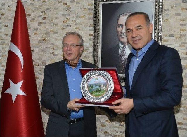 Başkan Sözlü’den Suriyeli Sığınmacılara Yardım Programına Destek 1