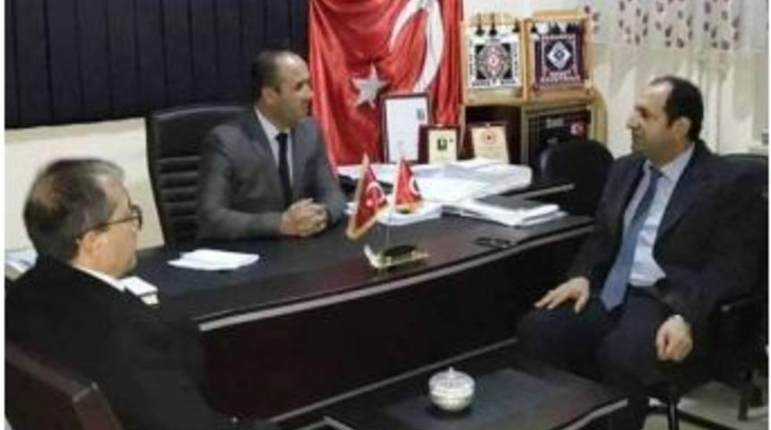 Bakan Yardımcısı &Ccedil;iftci&rsquo;den Van Şehit Aileleri Yardımlaşma Derneğine Ziyaret