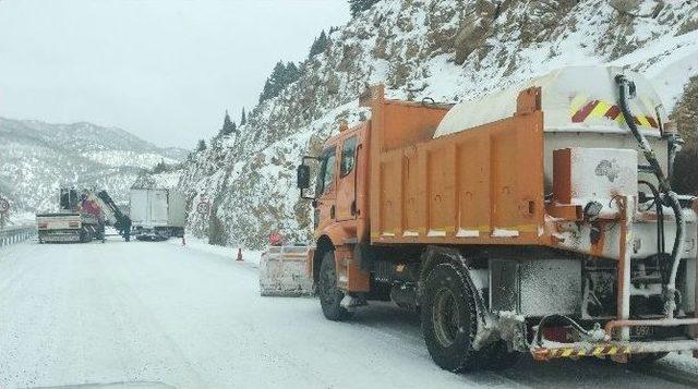 Konya Yolunda Mahsur Kalanları Afad Kurtardı