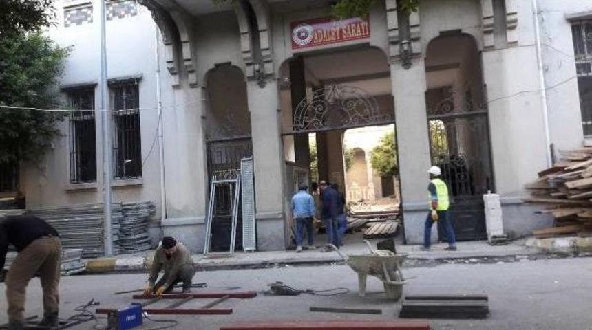 Restorasyonda Duvar Yıkımına Tepki