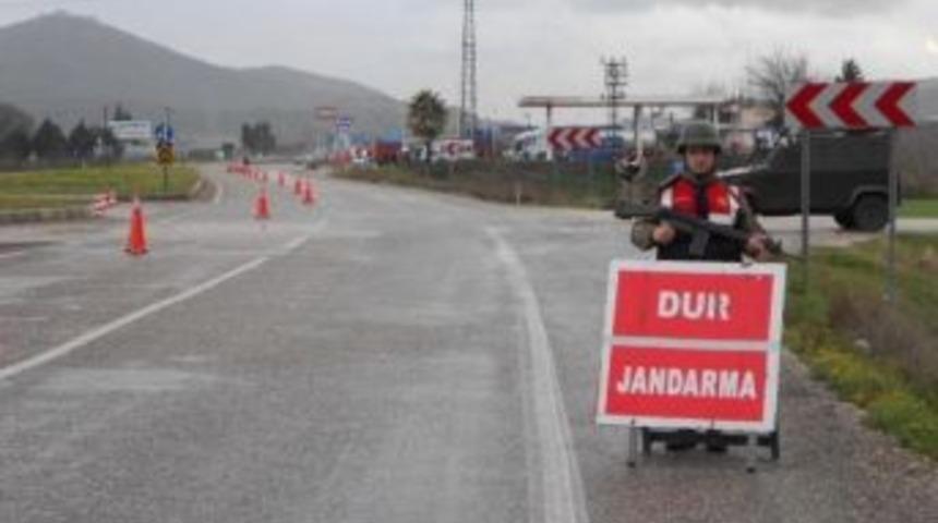 Osmaniye&rsquo;de Aranan 24 Kişi Yakalandı