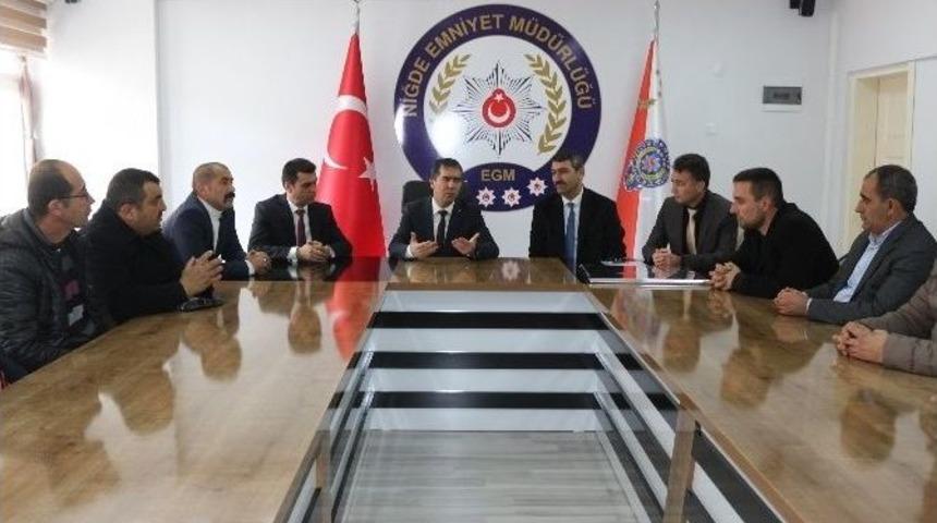Niğde&rsquo;de T&uuml;rk - İş&rsquo;e Bağlı Sendika Temsilcileri Emniyeti Ziyaret Etti