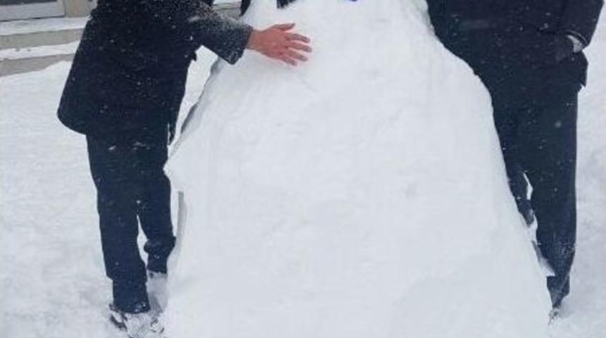 Erzurum&rsquo;da Kardan Adam Keyfi