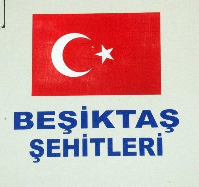 Trib&uuml;n&uuml;n Renkleri Polise Destek İ&ccedil;in Birleşti 1