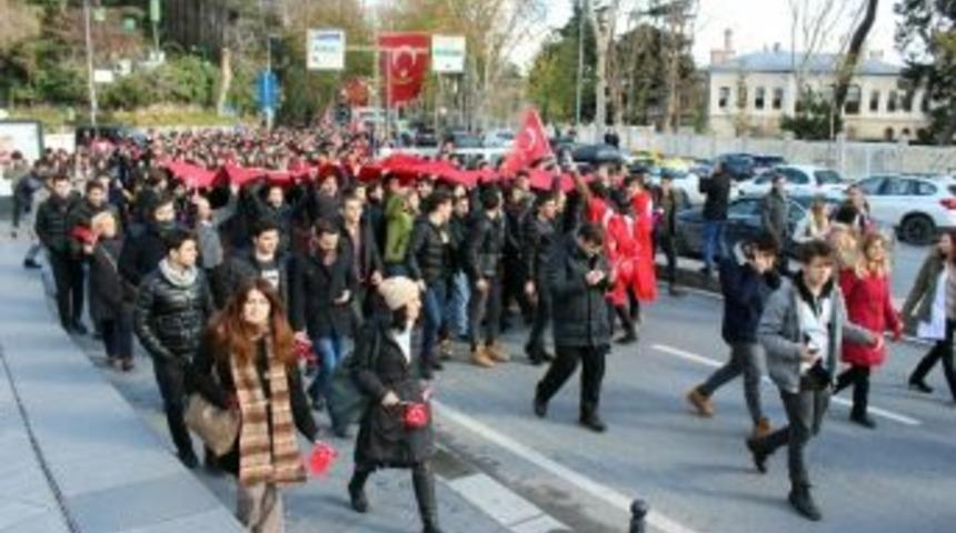 Uğur Okulları &Ouml;ğrencileri Ter&ouml;r&uuml; Lanetledi