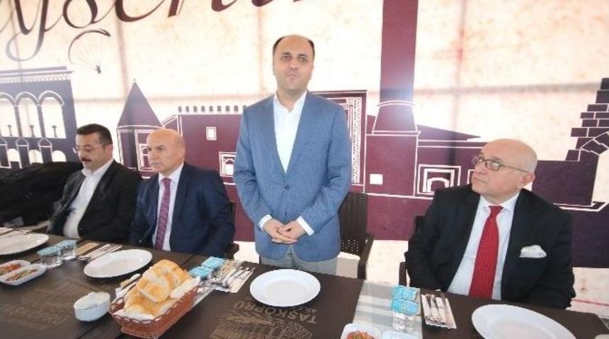 Beyşehir Belediyesi&rsquo;nden Polise Moral Yemeği