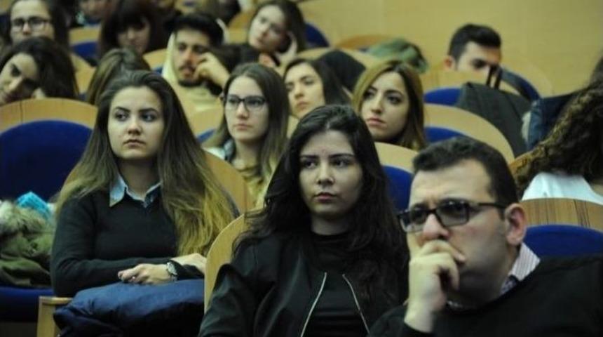 Be&uuml;&rsquo;de, T&uuml;rkiye&rsquo;de Sosyal Bilimlerin Gelişimi Konuşuldu