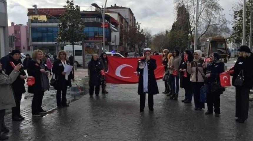Tkb Başkanı Yağan Ter&ouml;re Tepki Eylemi Yaptı