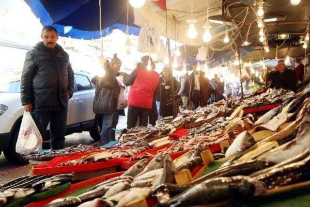 Kar Yağdı, Balık Fiyatları Yükseldi