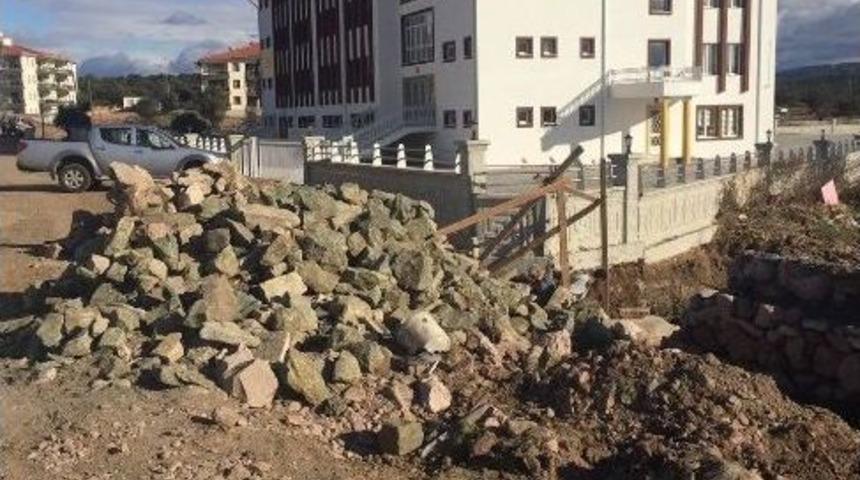 Ayvalık&rsquo;ta Dere Islahı &Ccedil;alışmalarına Başlandı