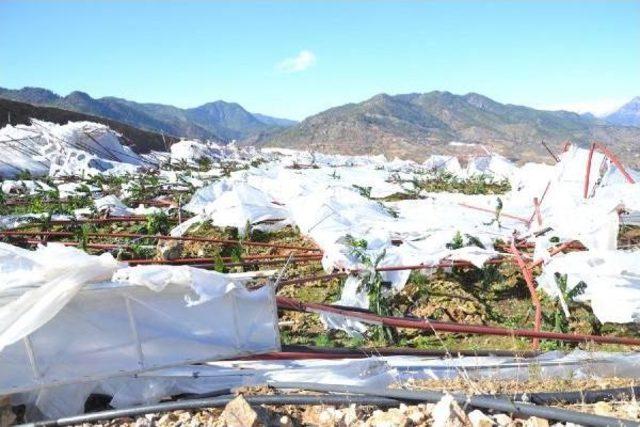 Anamur’Da Fırtına Zarara Neden Oldu