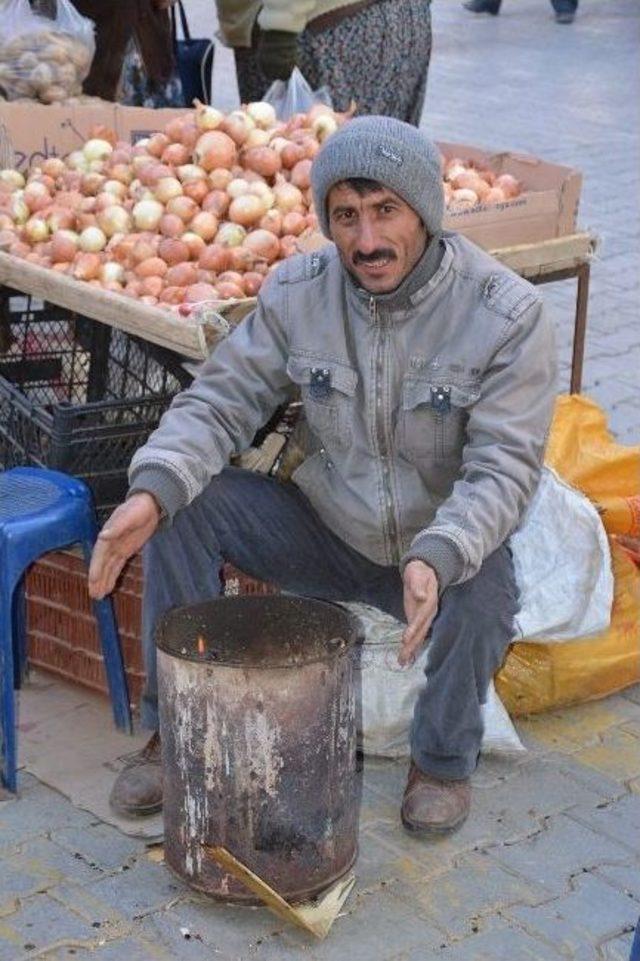 Antalya’da Pazar Esnafının Soğukla İmtihanı