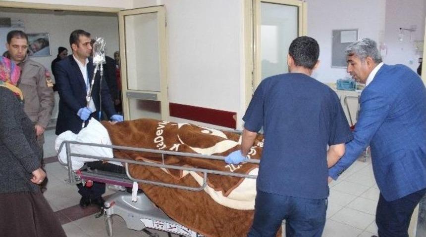 Otomobil Tarlaya U&ccedil;tu: 3 Yaralı