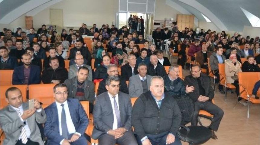 Kulu&rsquo;da 2016 T&uuml;bitak Projeleri Bilgilendirme Toplantısı Yapıldı