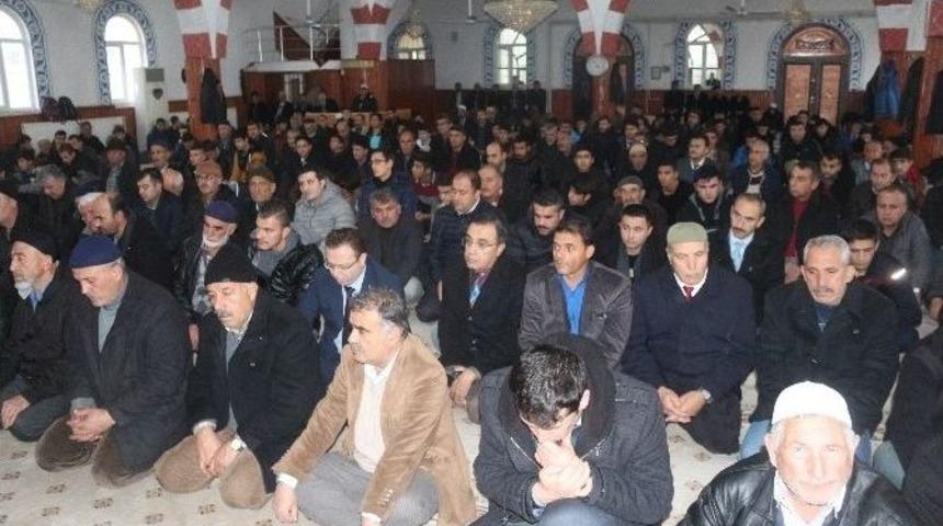 G&ouml;lbaşı&rsquo;nda Ter&ouml;r Şehitleri İ&ccedil;in Mevlid Okutuldu