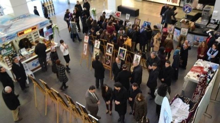 Biga&rsquo;da Butik Sergi A&ccedil;ıldı