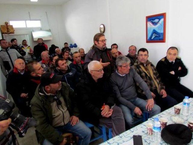 &Ccedil;eşmeli Denizci Ve Balık&ccedil;ılar Eylem Kararı Aldı 3