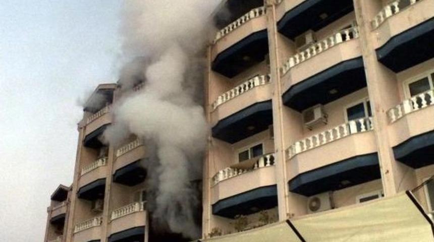 Marmaris'te Kapalı Otel Kundaklandı