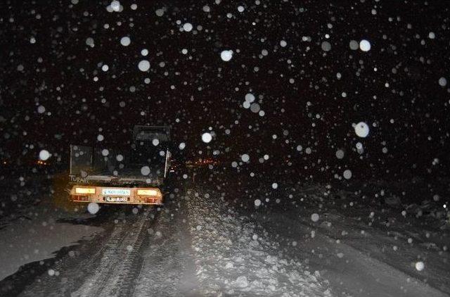 Diyarbakır’da Bazı Yollar Kar Nedeniyle Ulaşıma Kapatıldı