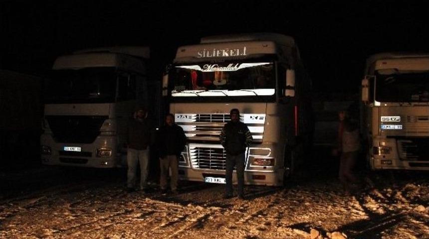 Karaman-mersin Karayolunda Ulaşım G&uuml;&ccedil;l&uuml;kle Sağlanıyor